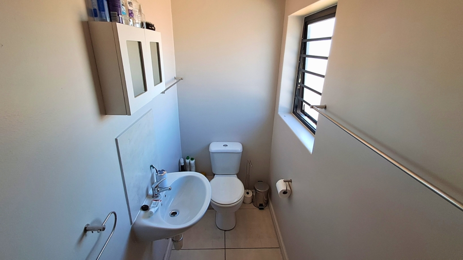 3 Bedroom Property for Sale in Langeberg Ridge Western Cape